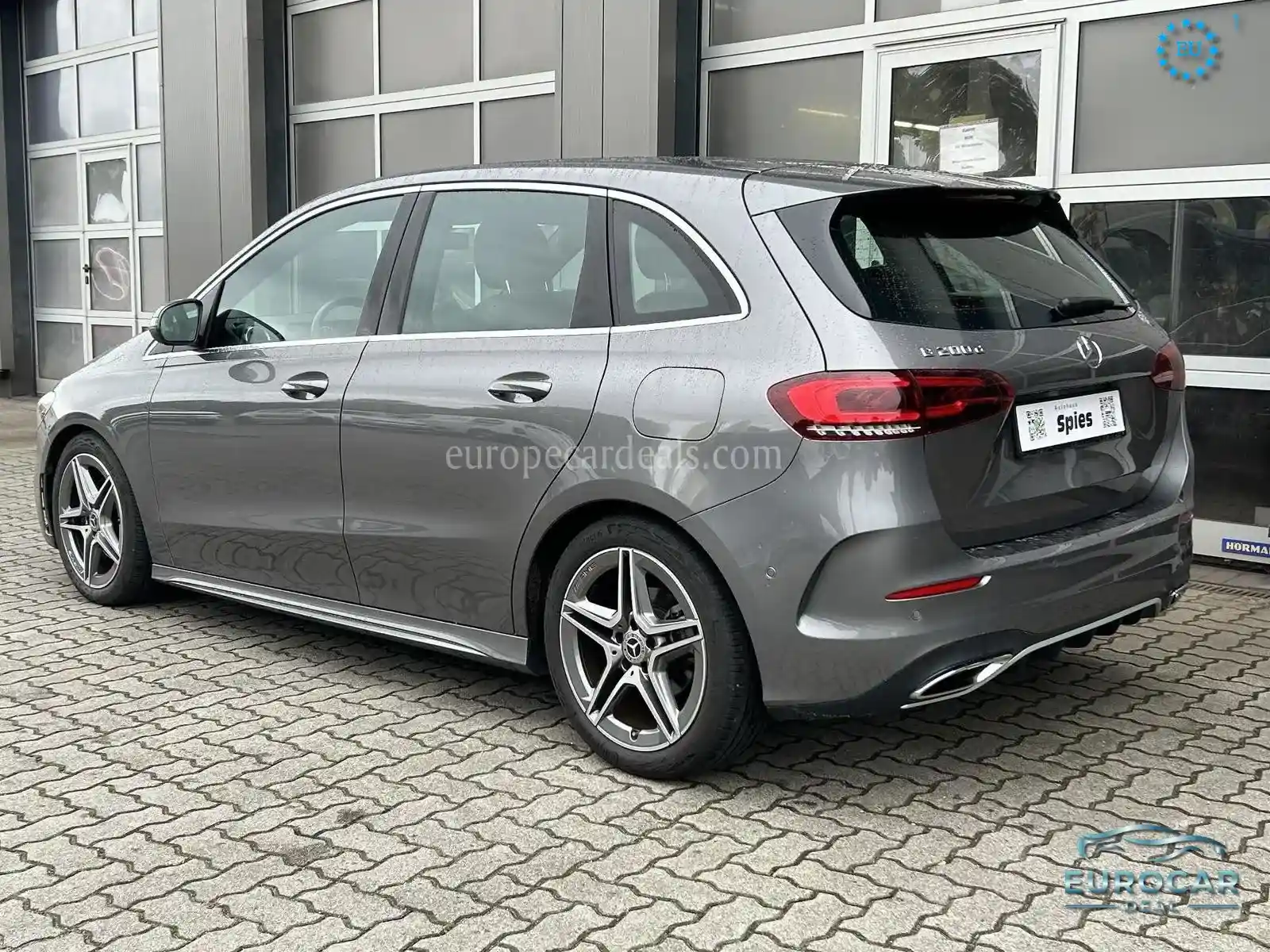 Mercedes-Benz B 200