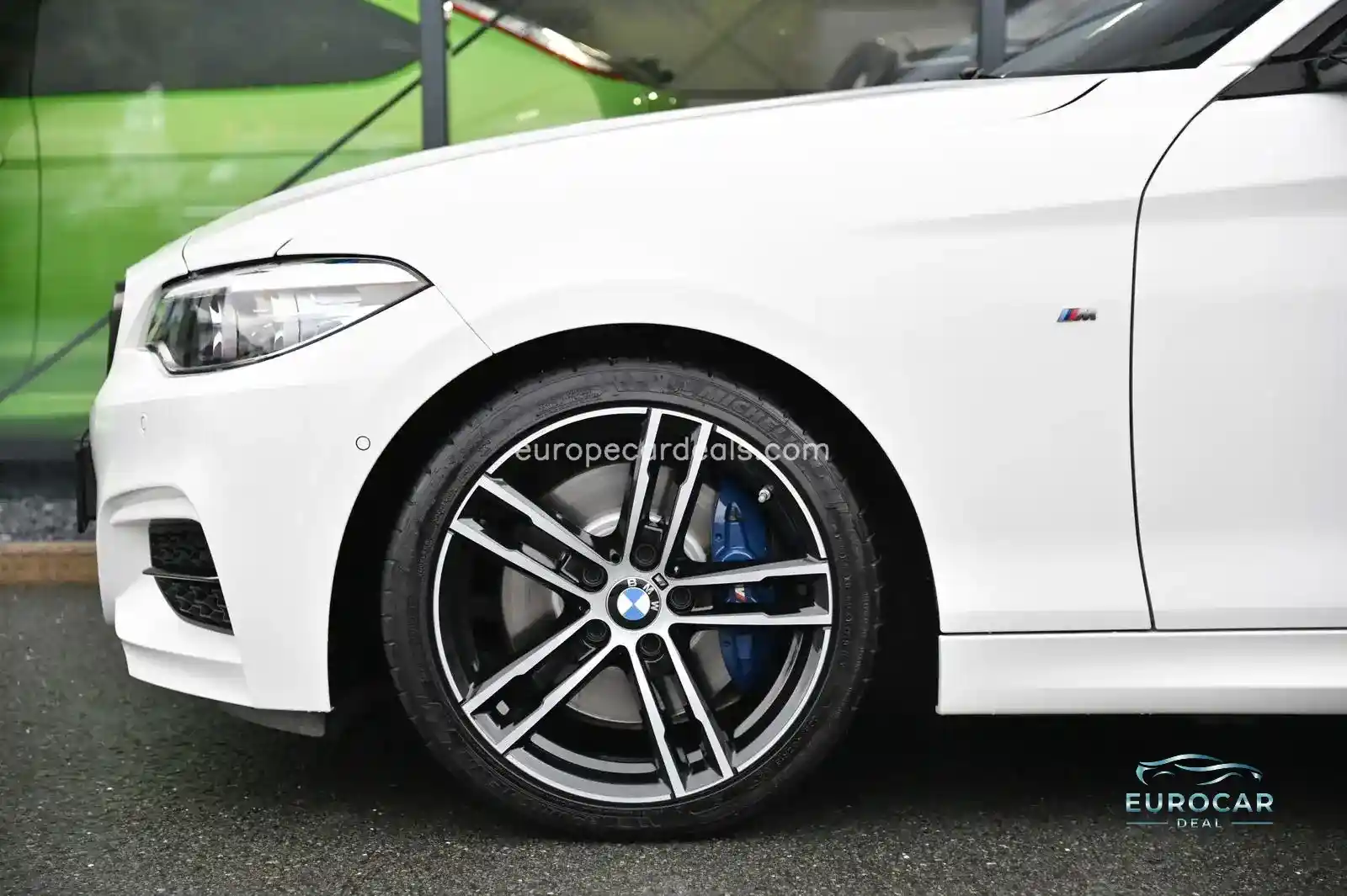 BMW M240i