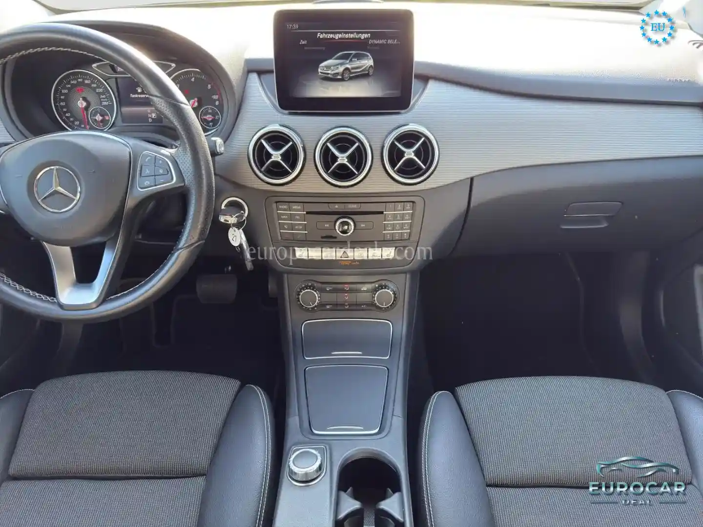 Mercedes-Benz B 200