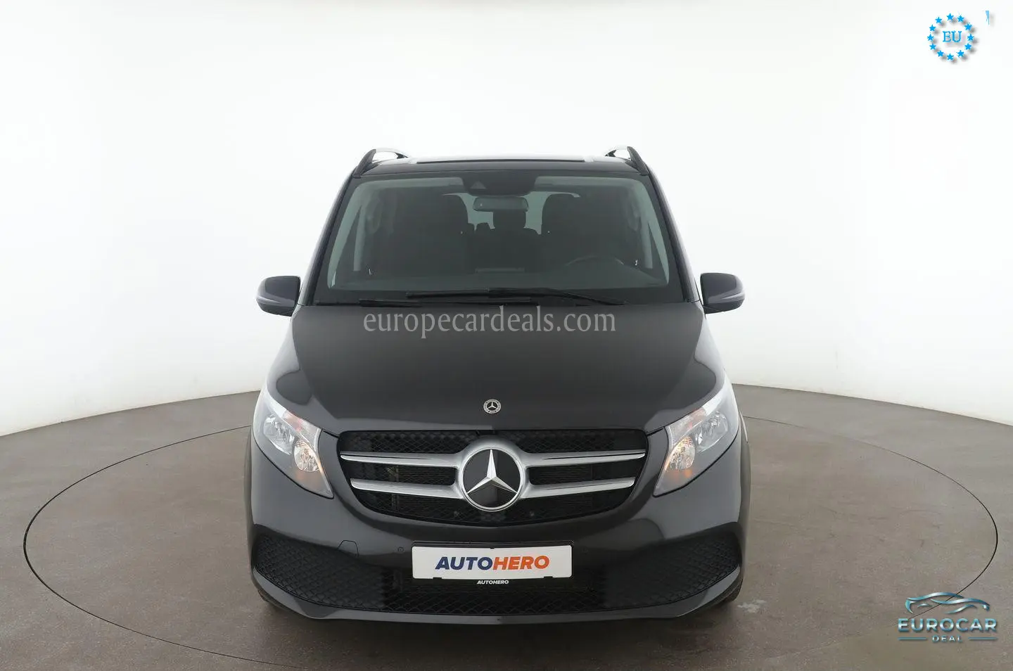 Mercedes-Benz V 220