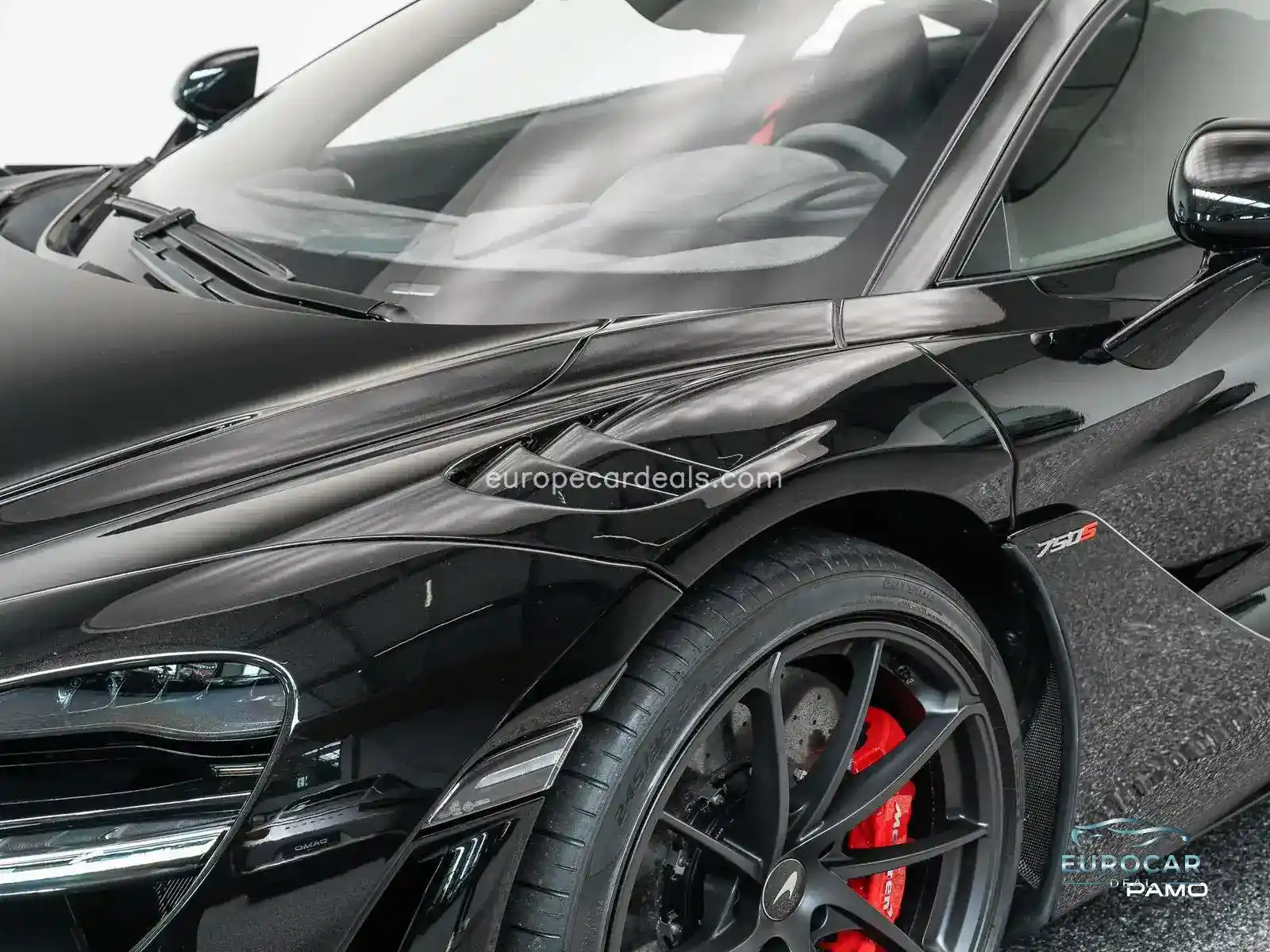 McLaren 750S