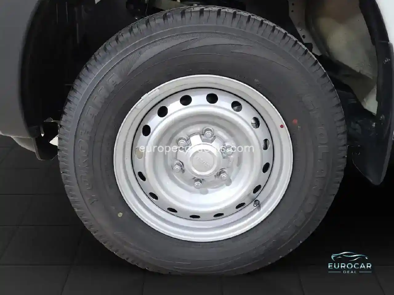 Single Cab 4WD L 120KW/163PS 6AT