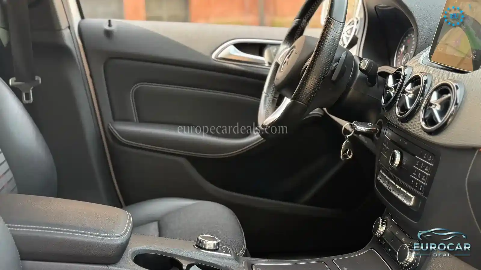 Mercedes-Benz B 180