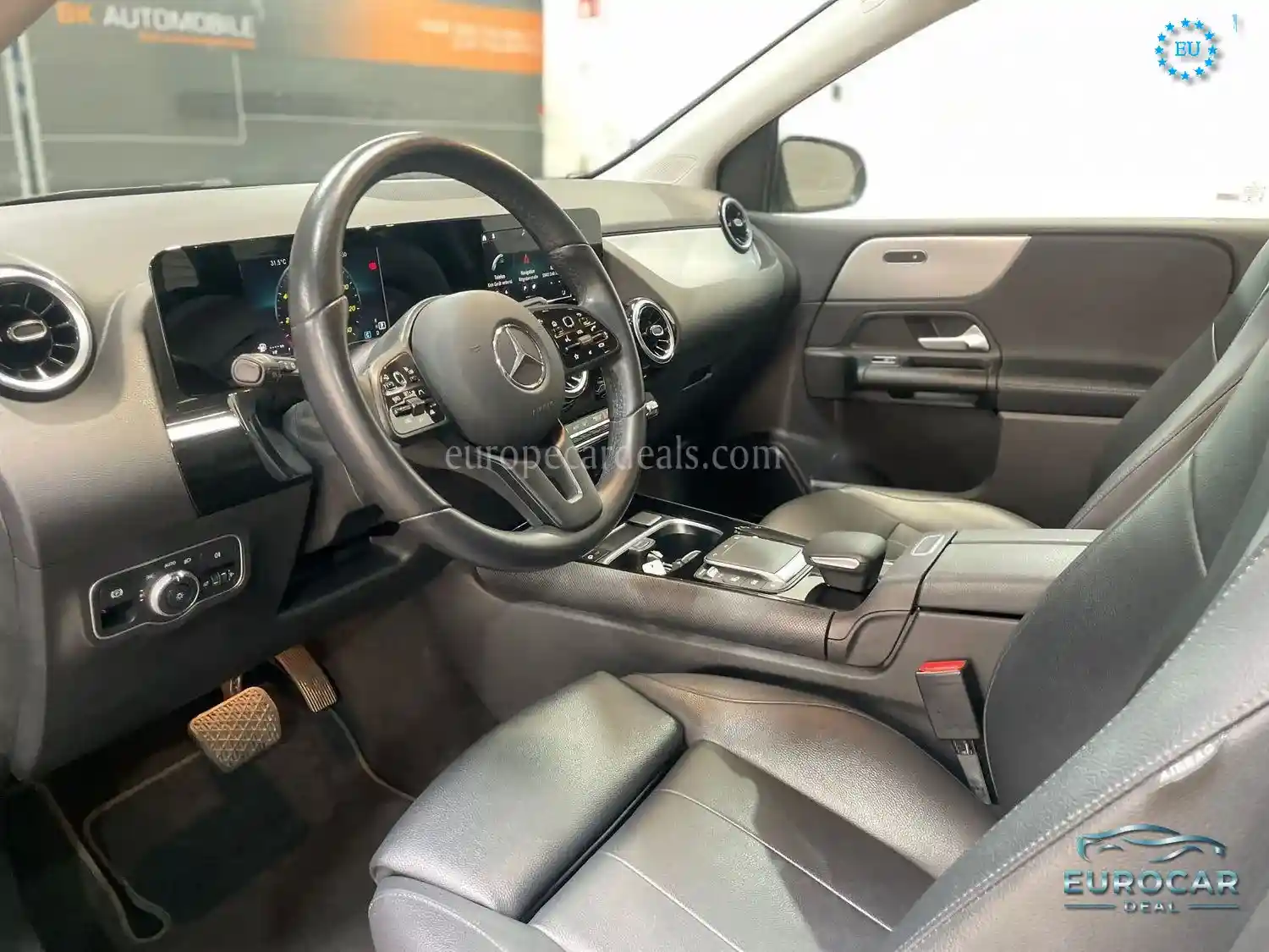 Mercedes-Benz B 180