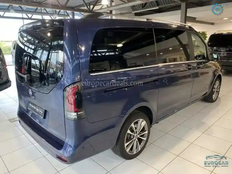 Mercedes-Benz V 250