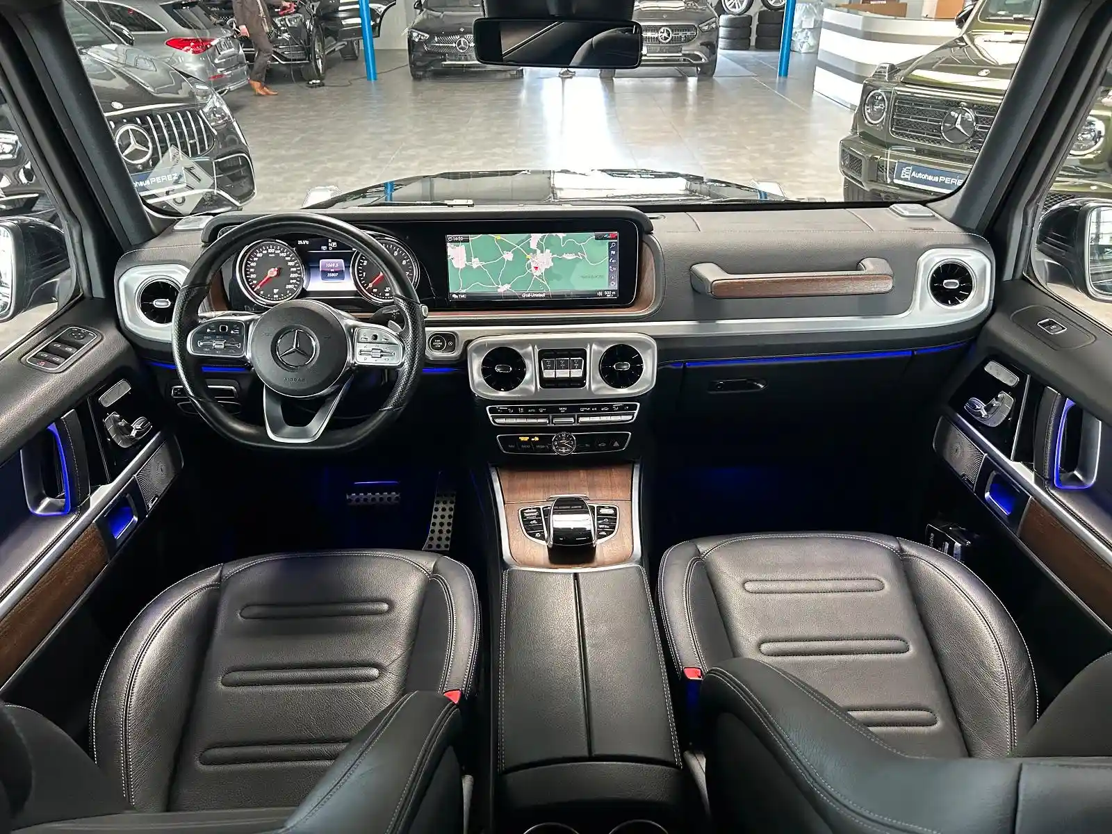 Mercedes-Benz G 500