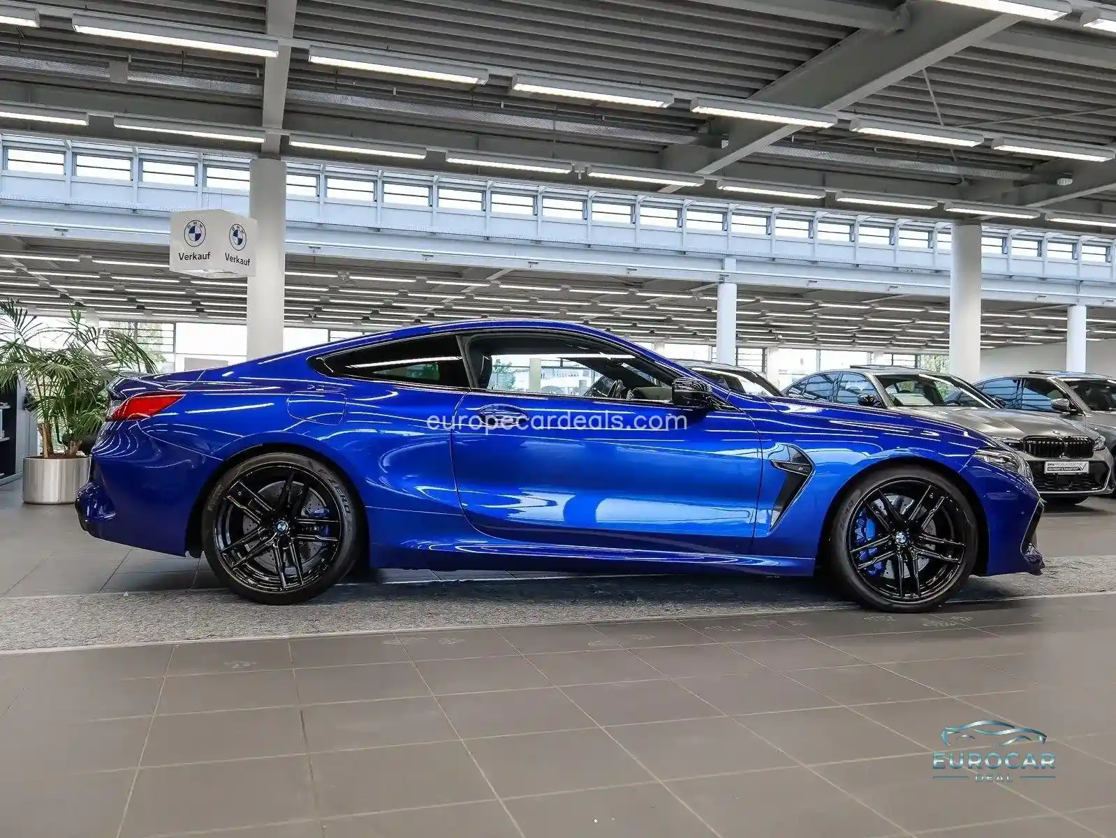 BMW M8