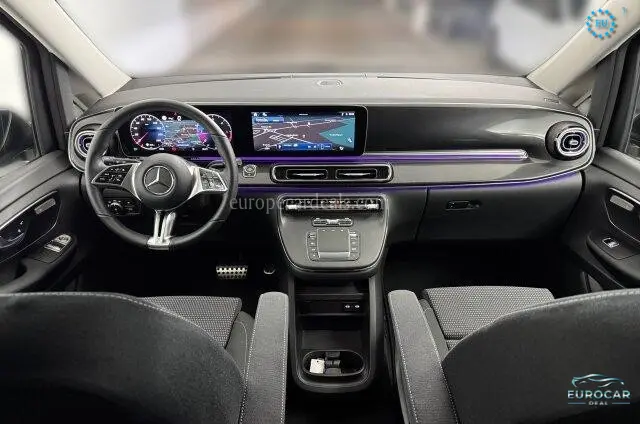 Mercedes-Benz V 220