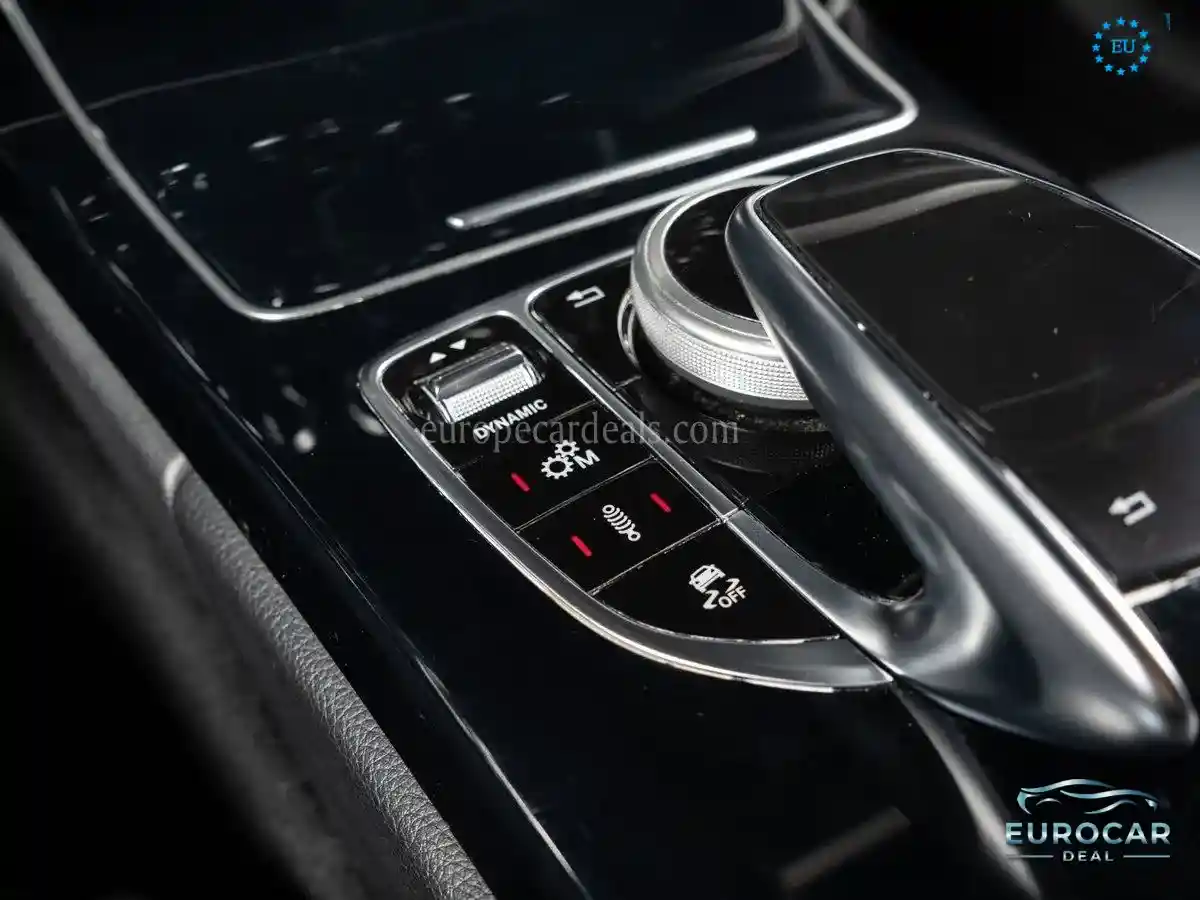 Mercedes-Benz C 63 AMG