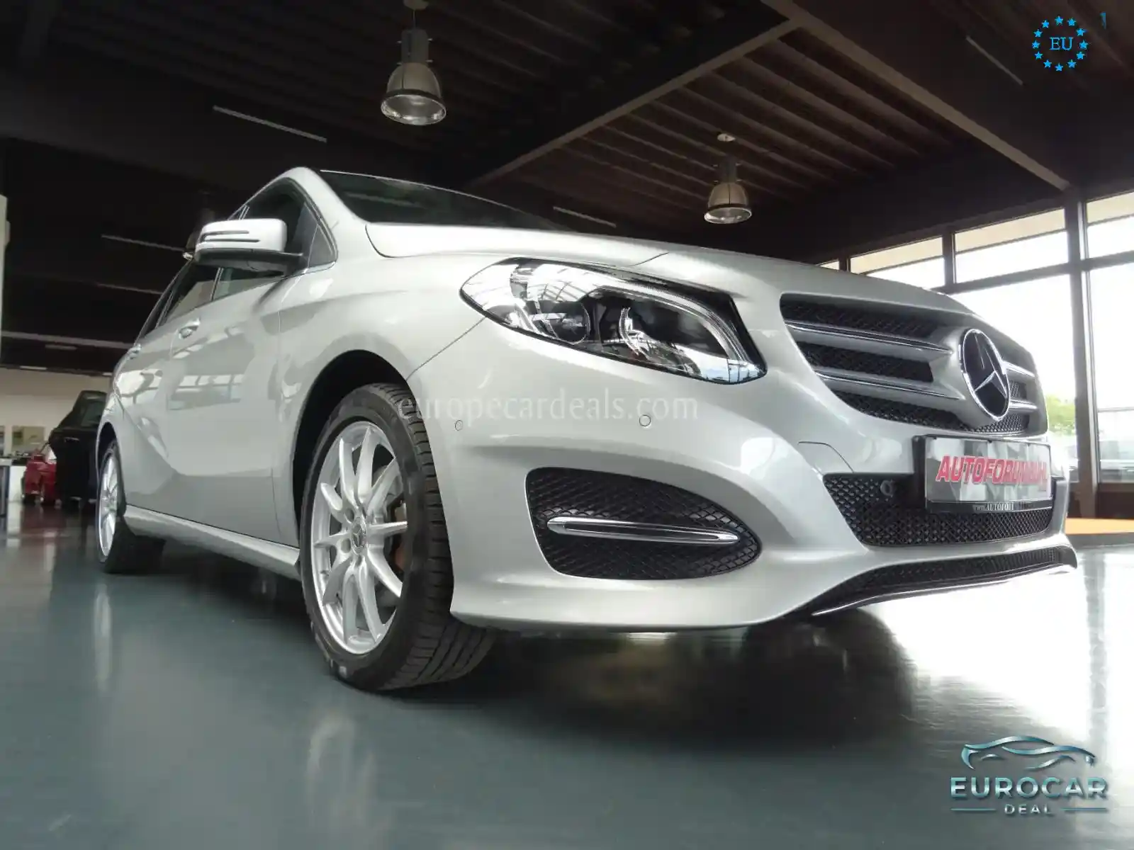 Mercedes-Benz B 200