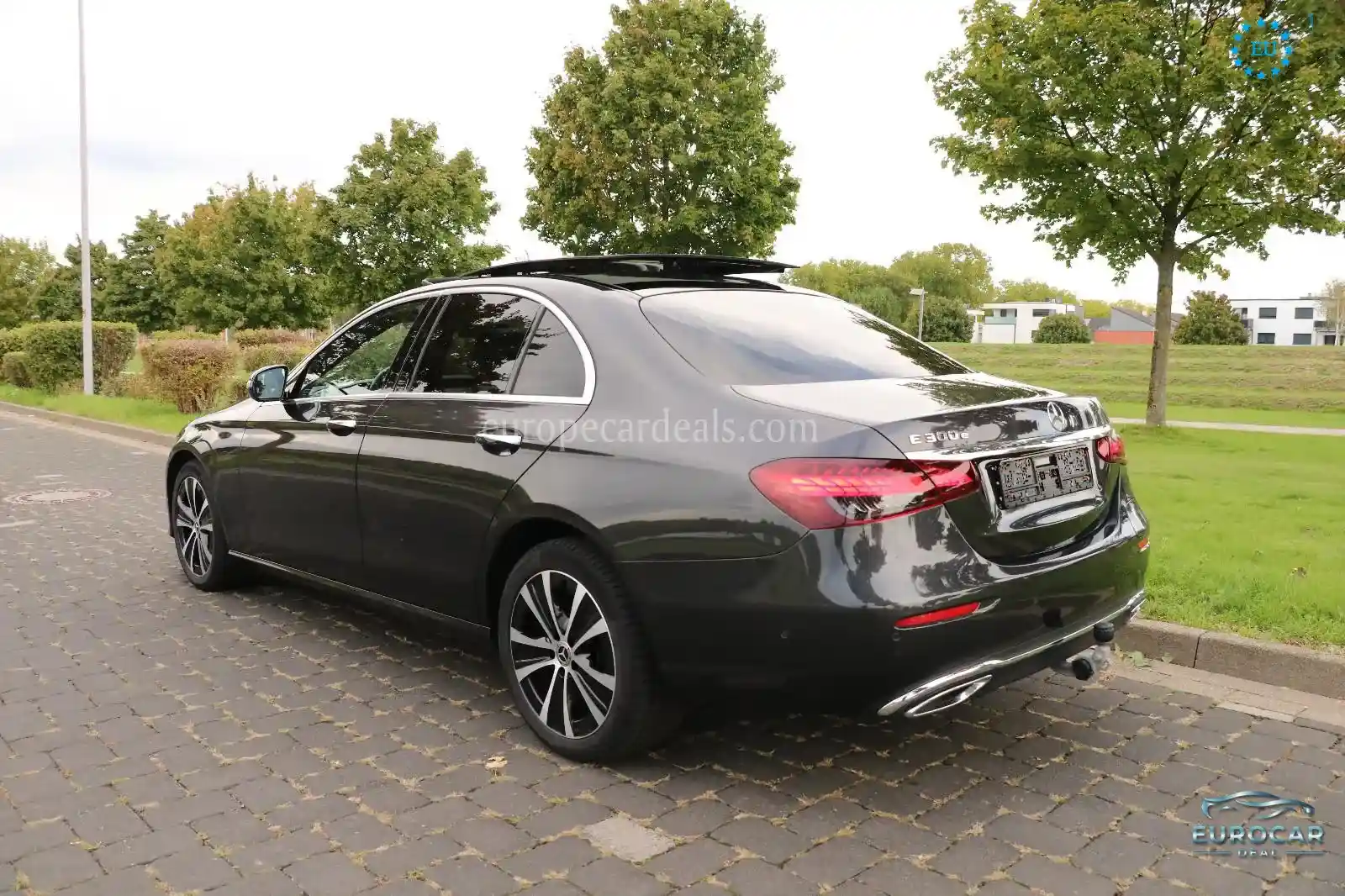 Mercedes-Benz E 300