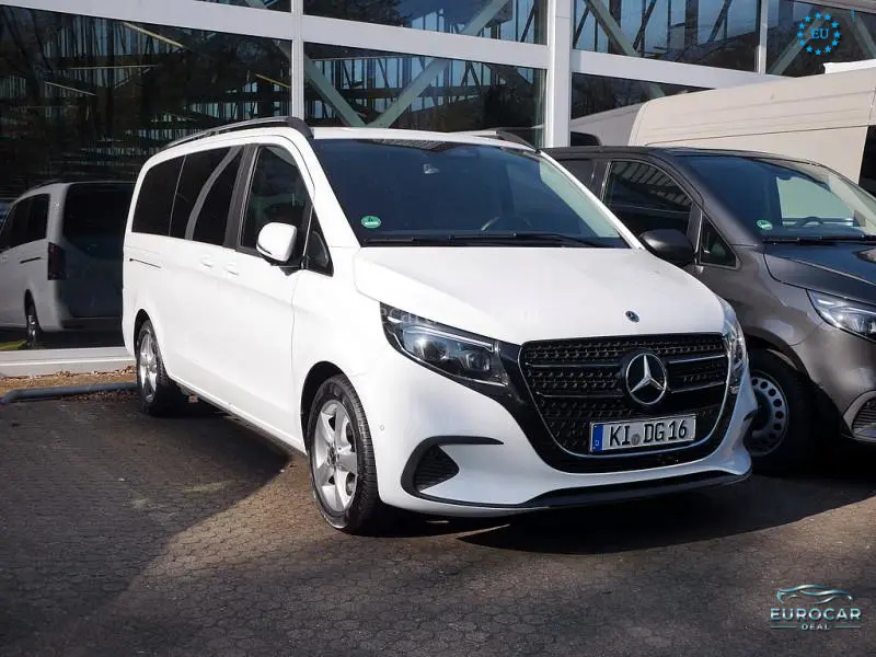 Mercedes-Benz V 220