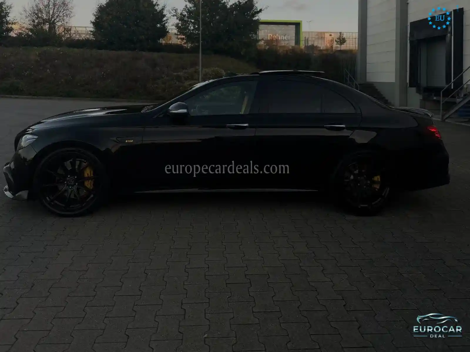 Mercedes-Benz E 63 AMG