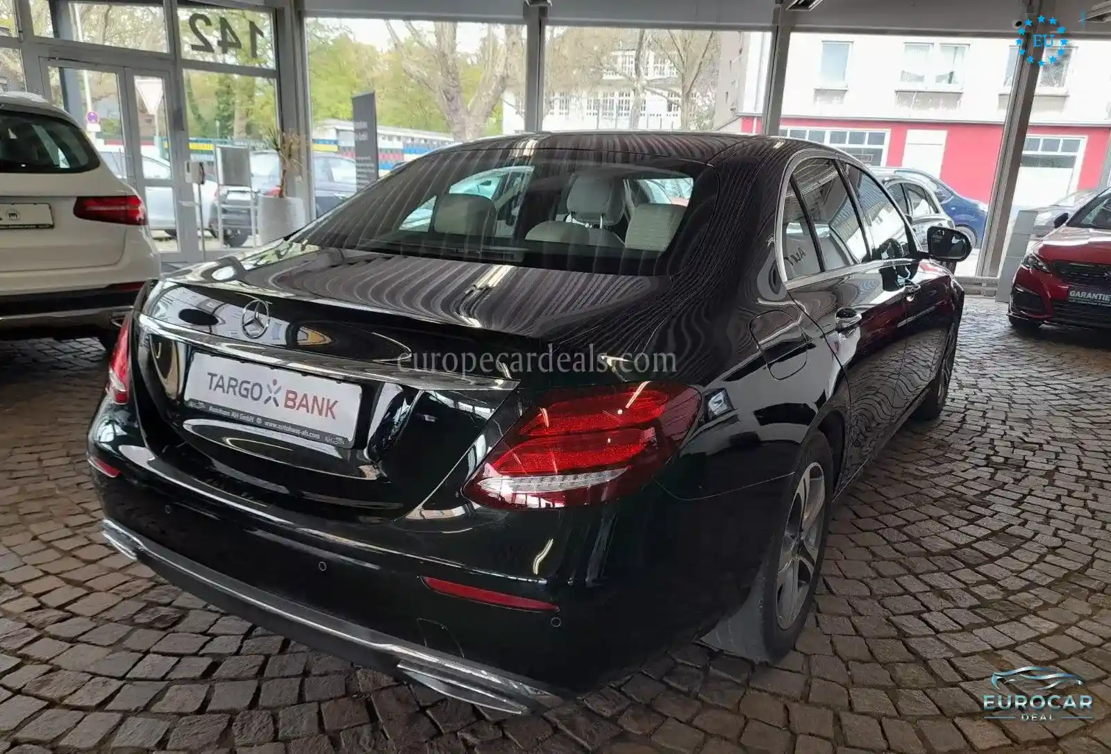 Mercedes-Benz E 200