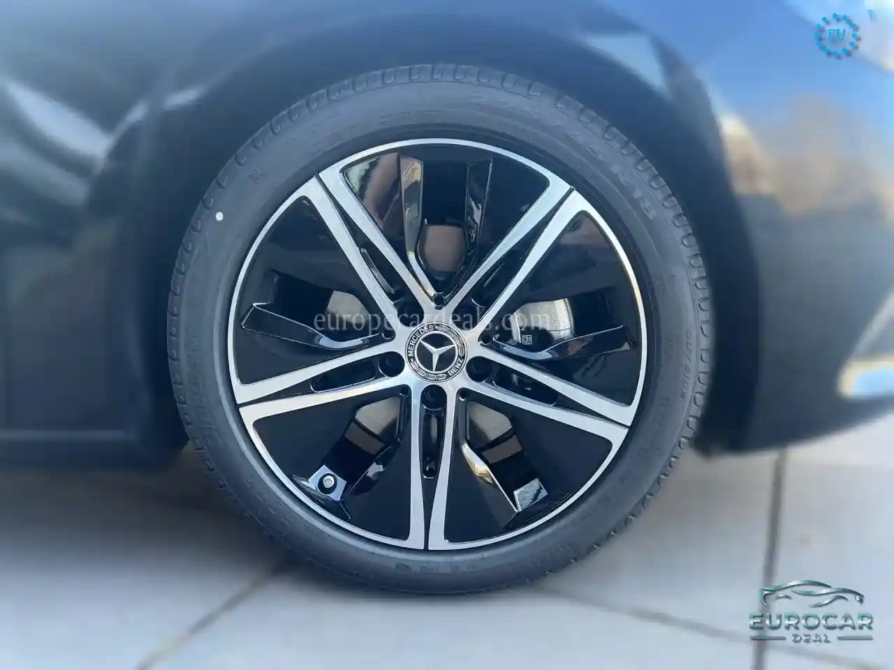 Mercedes-Benz B 200