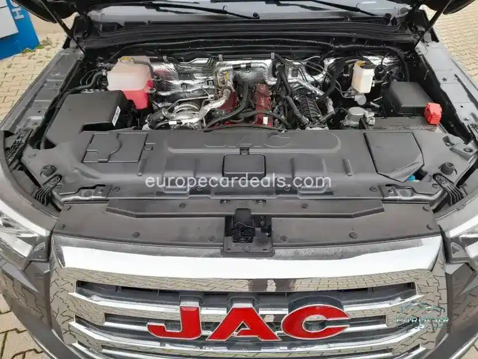 JAC 8 Pro