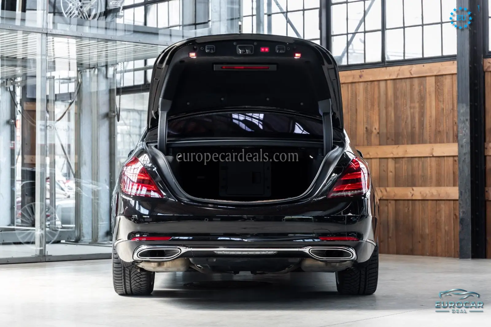 Mercedes-Benz S 560