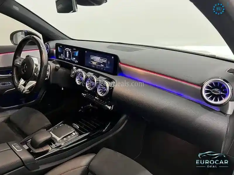 Mercedes-Benz A 35 AMG