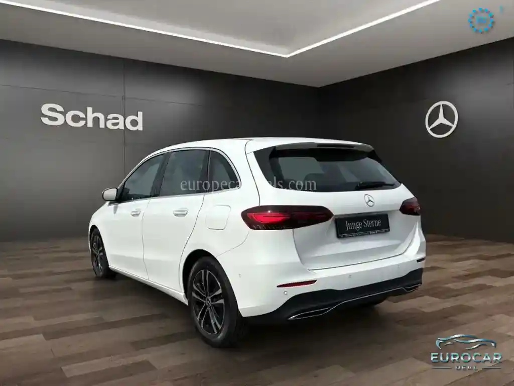 Mercedes-Benz B 200
