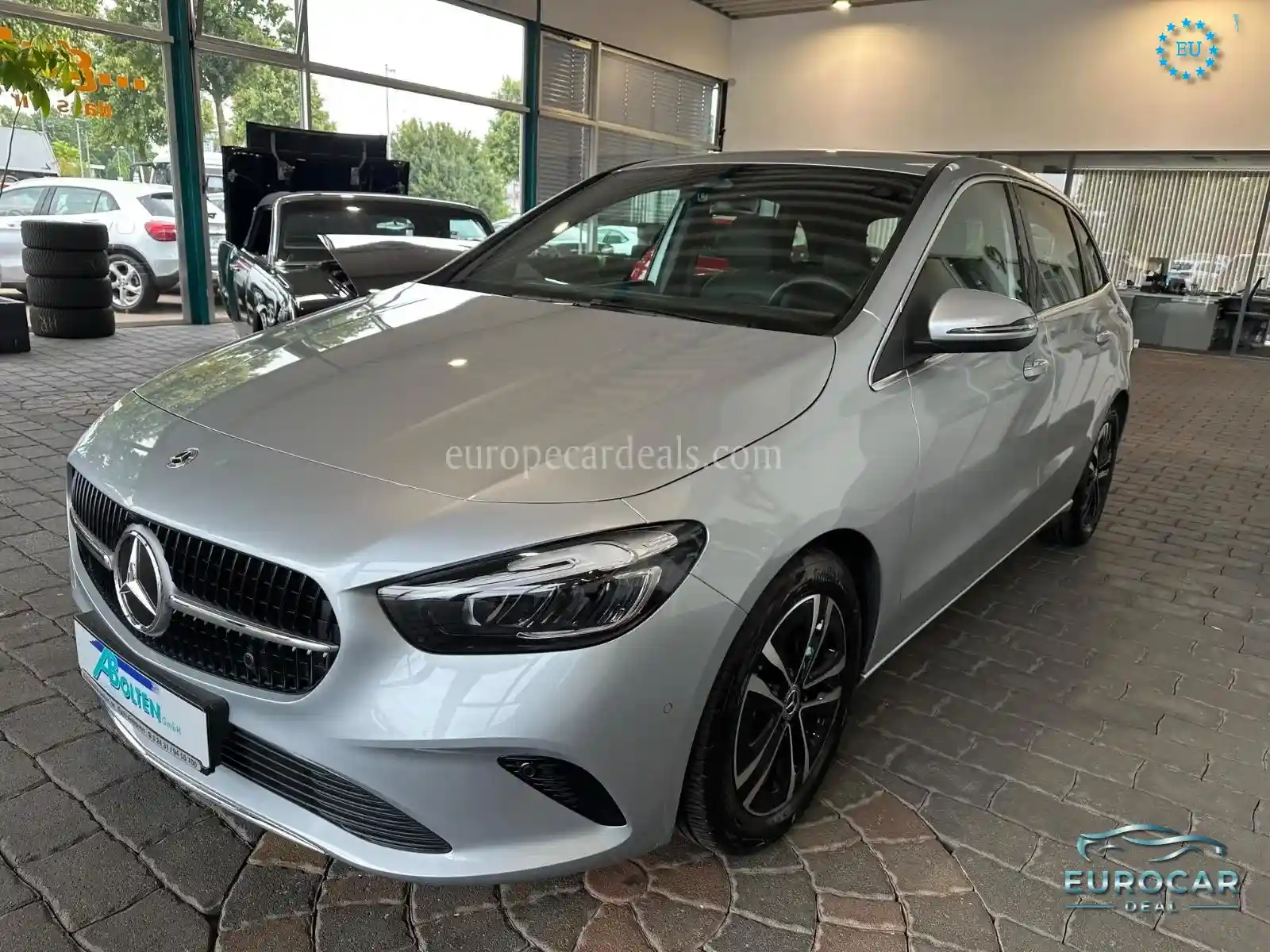 Mercedes-Benz B 180