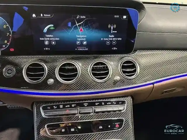 Mercedes-Benz E 63 AMG