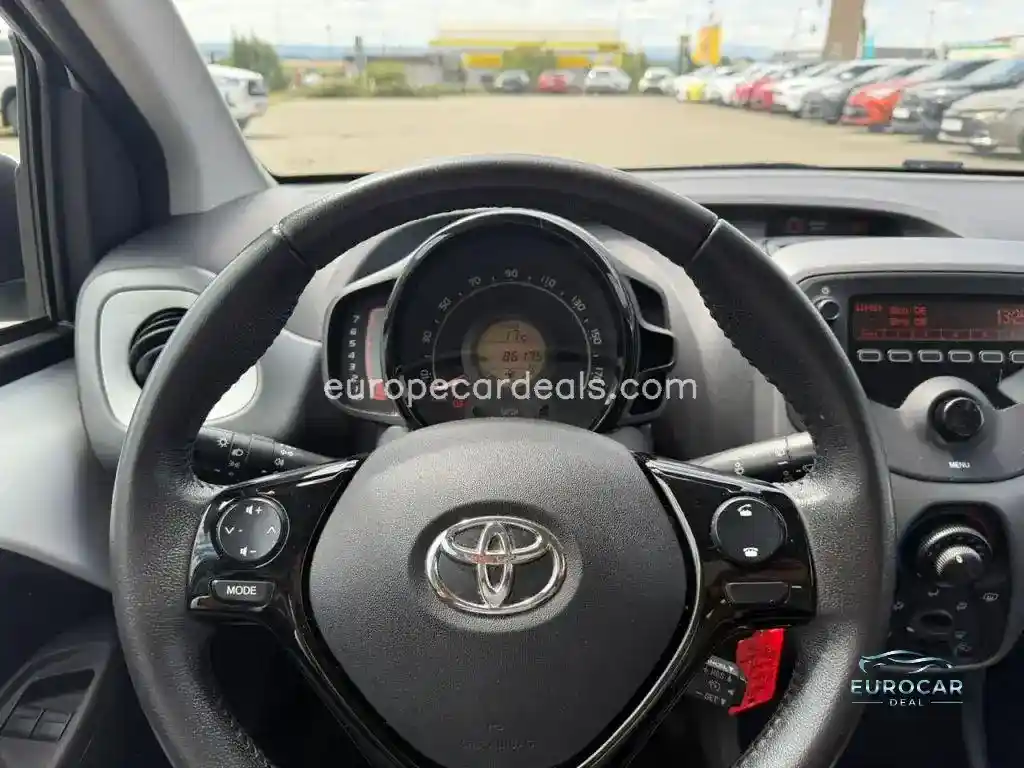 Toyota Aygo (X)