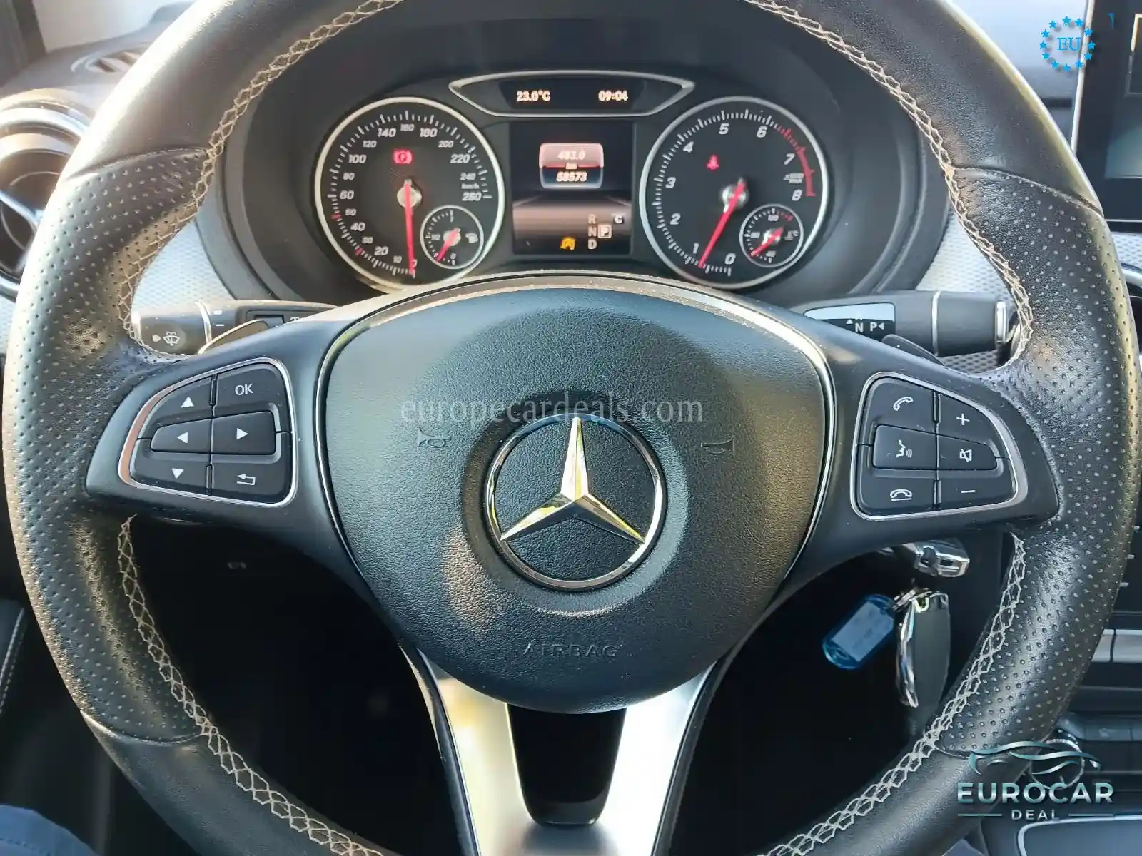 Mercedes-Benz B 180