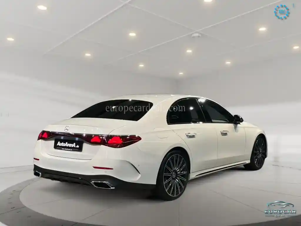 Mercedes-Benz E 220