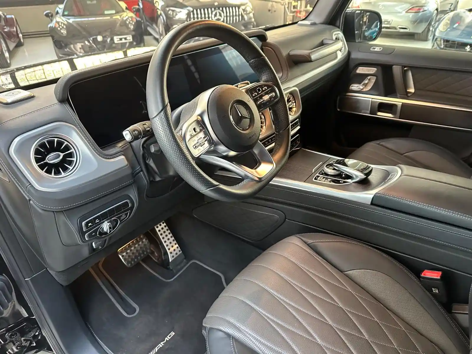 Mercedes-Benz G 500