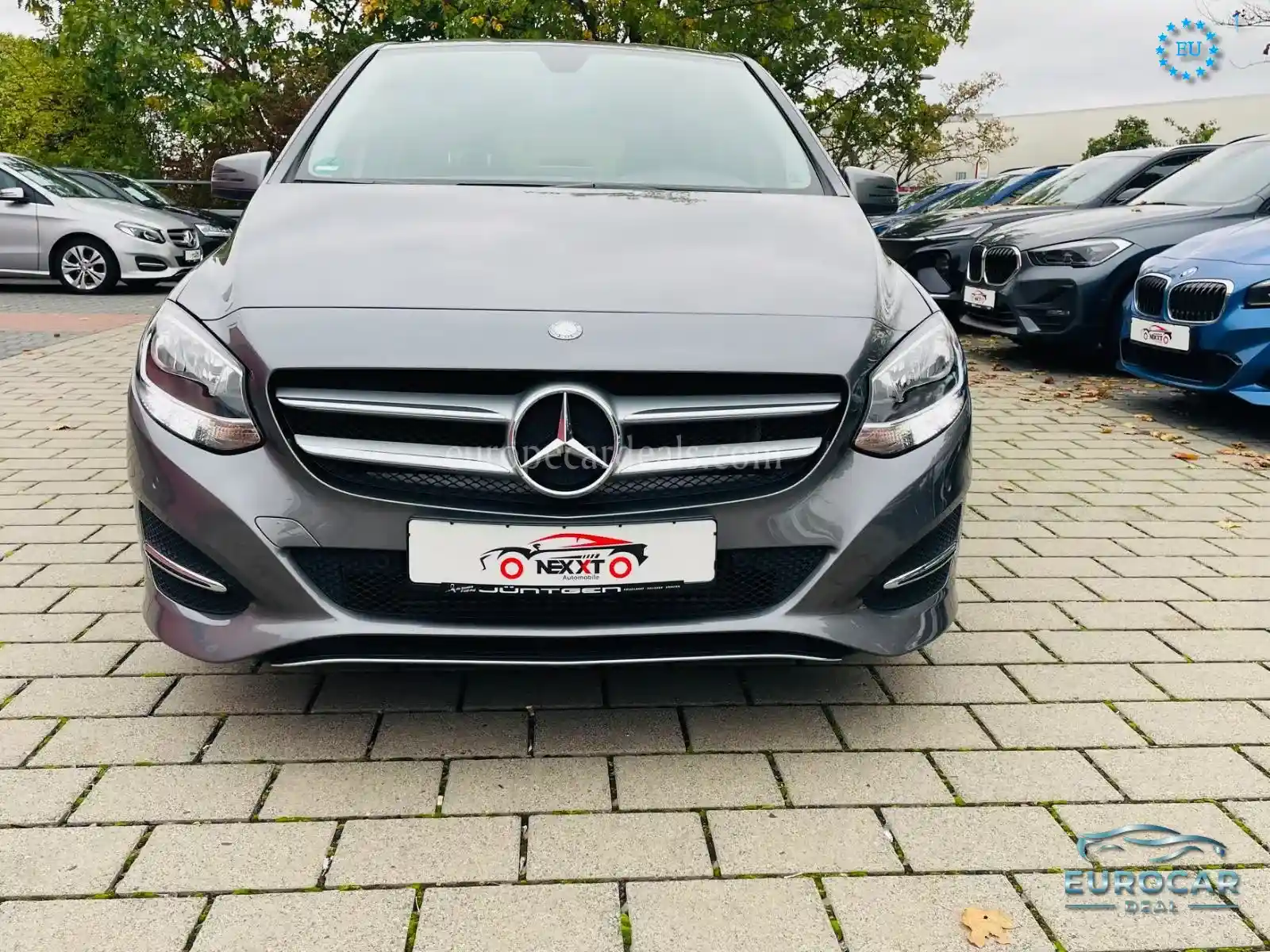 Mercedes-Benz B 180