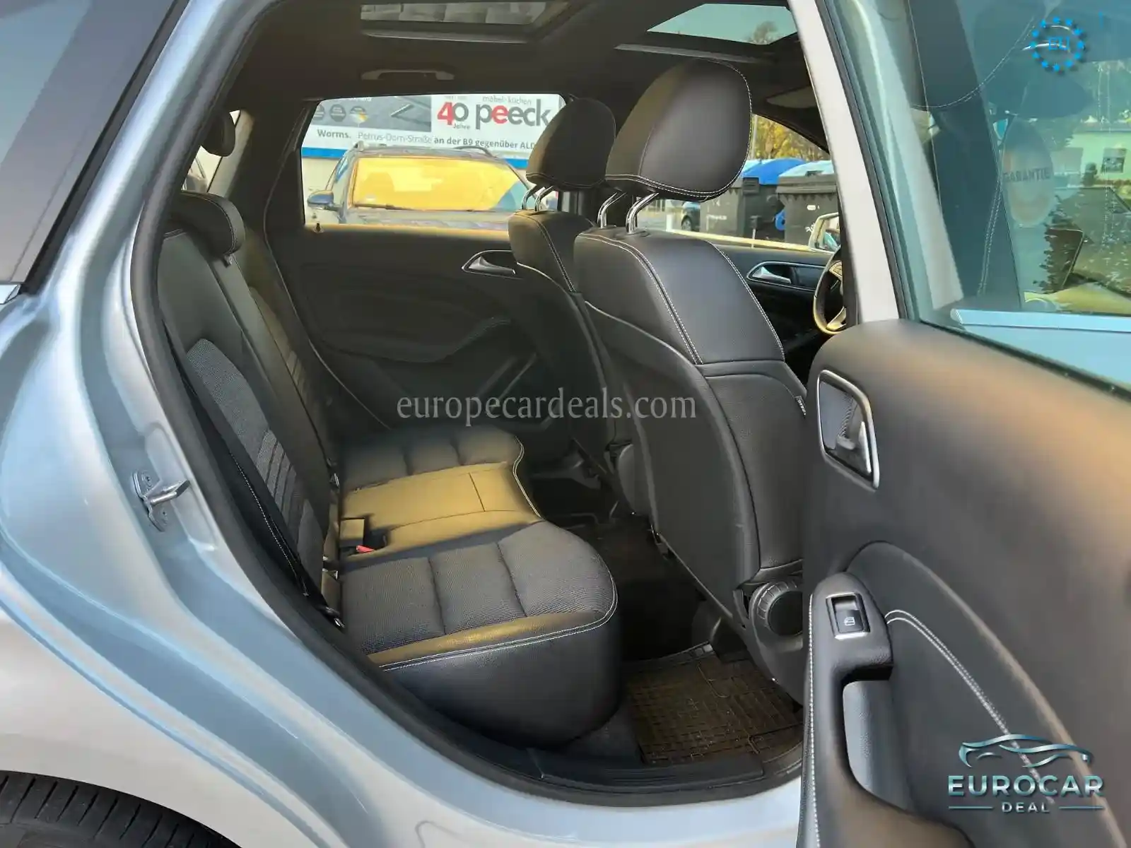 Mercedes-Benz B 200