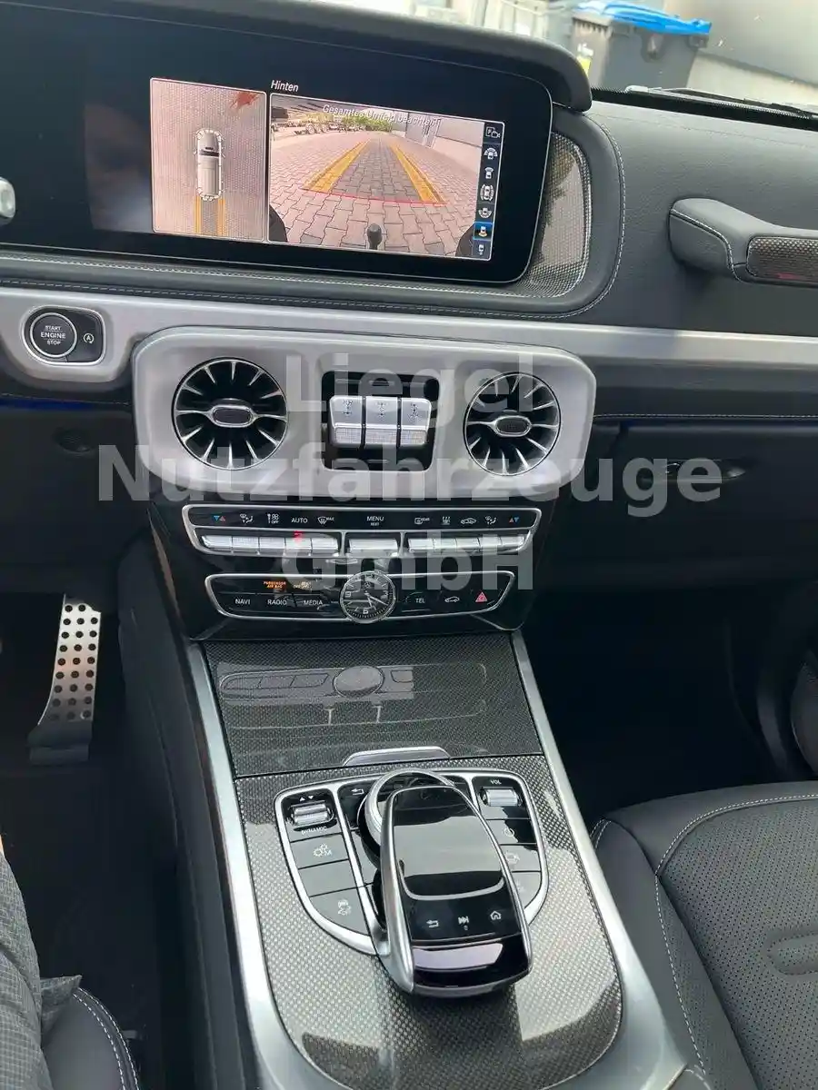 Mercedes-Benz G 500