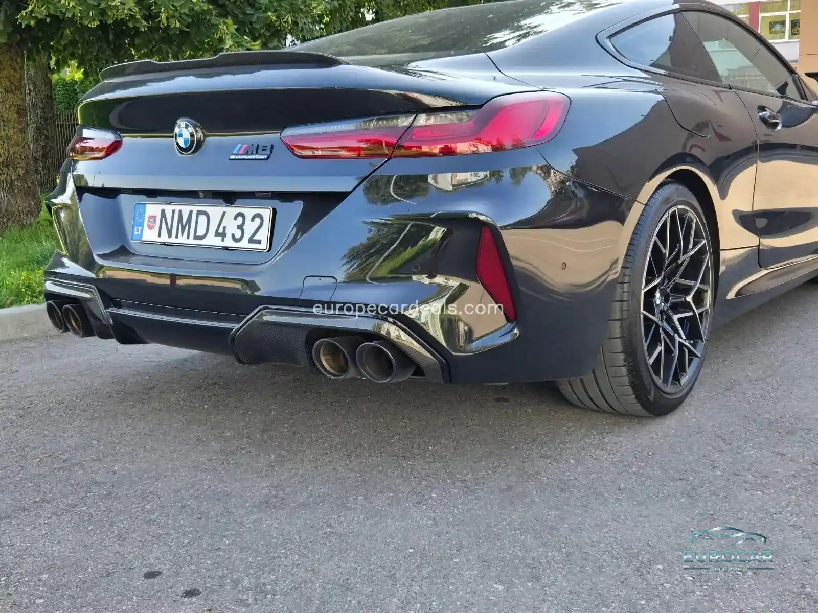 BMW M8