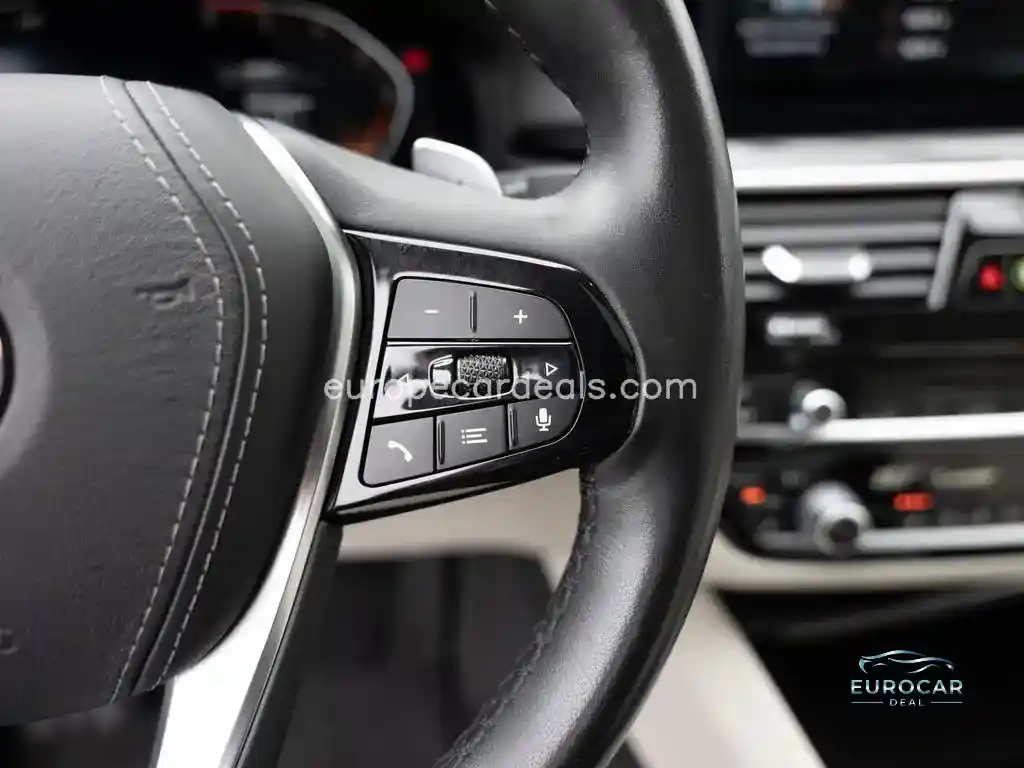 BMW 530