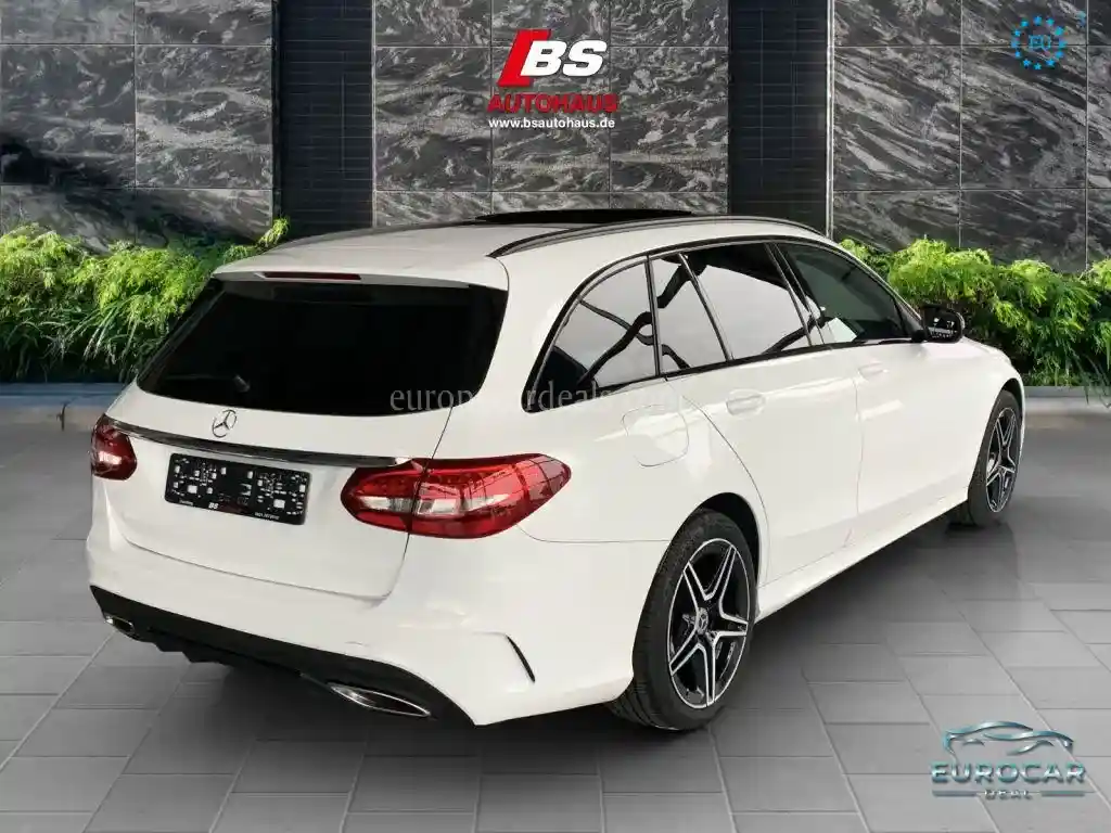 Mercedes-Benz C 400