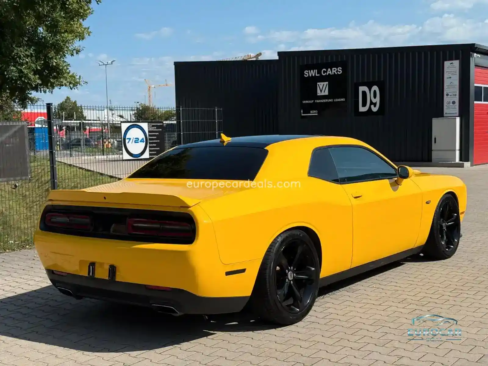 Dodge Challenger