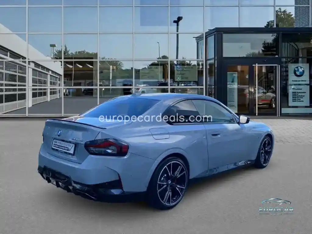 BMW M240i
