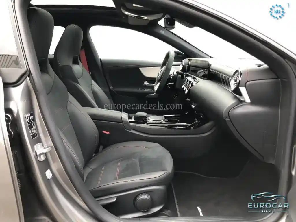 Mercedes-Benz CLA 45 AMG Shooting Brake