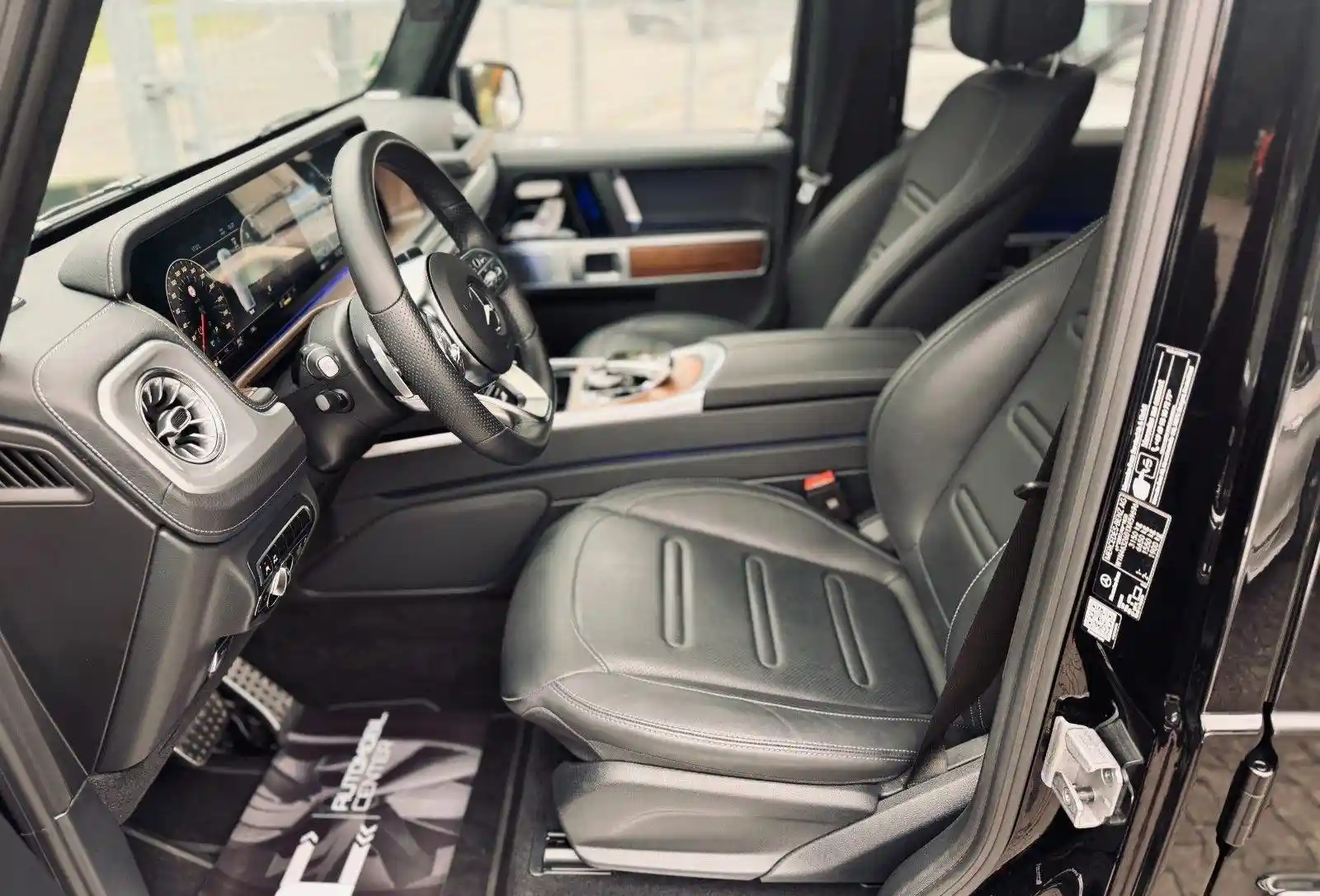 Mercedes-Benz G 500