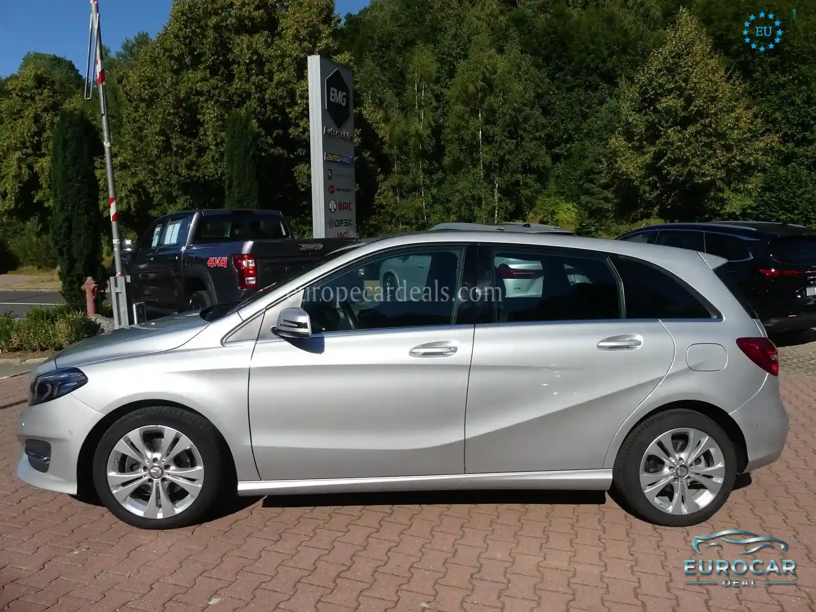 Mercedes-Benz B 200