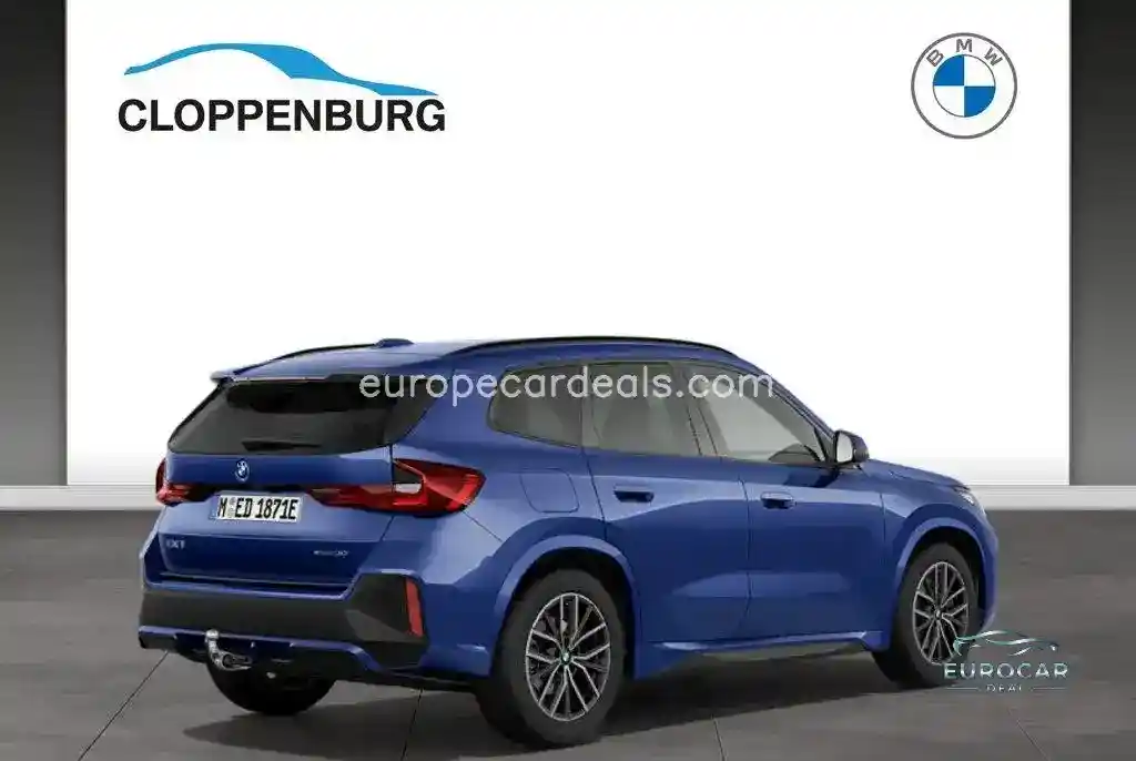 BMW iX1