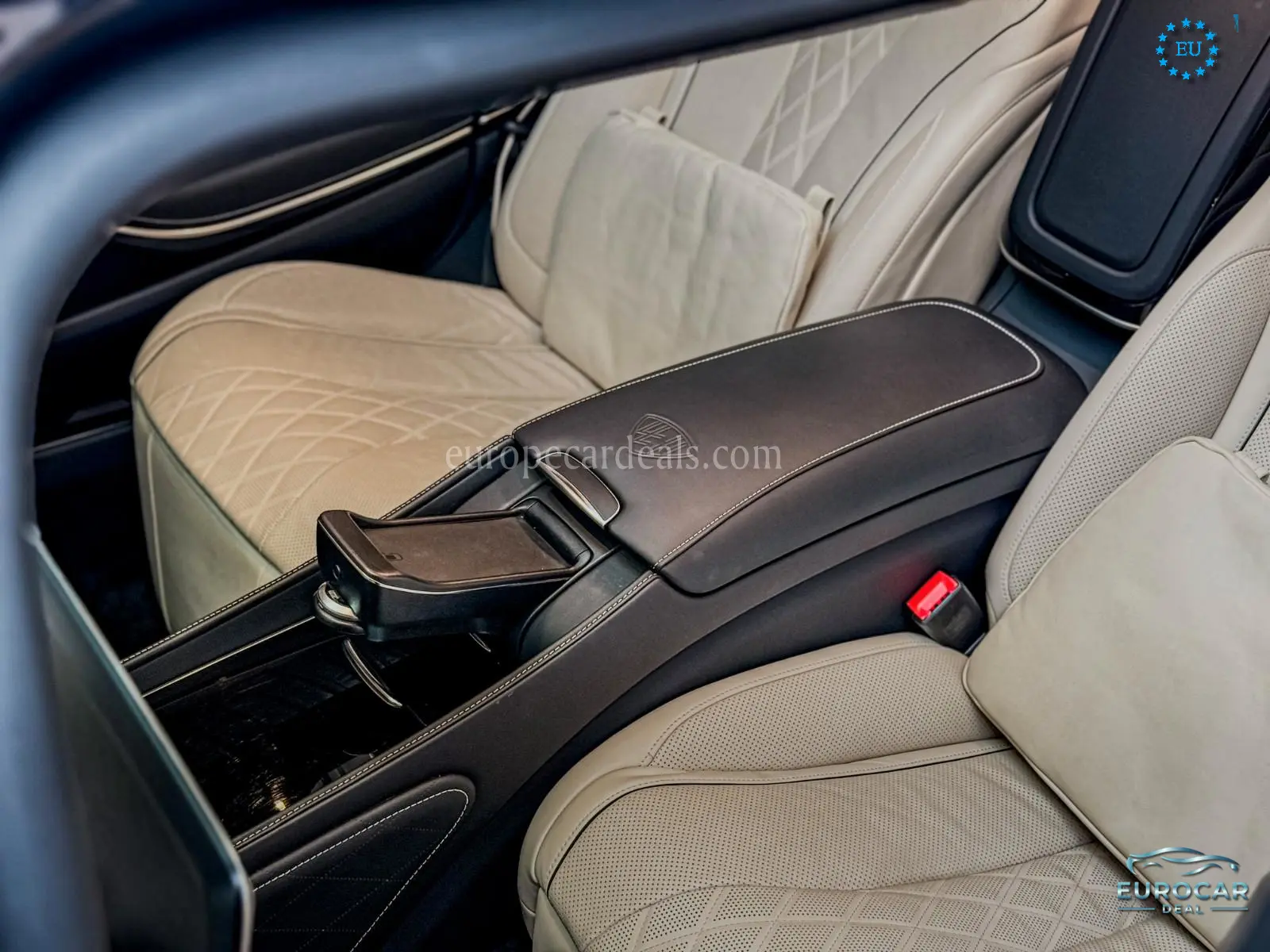 Mercedes-Benz S 560