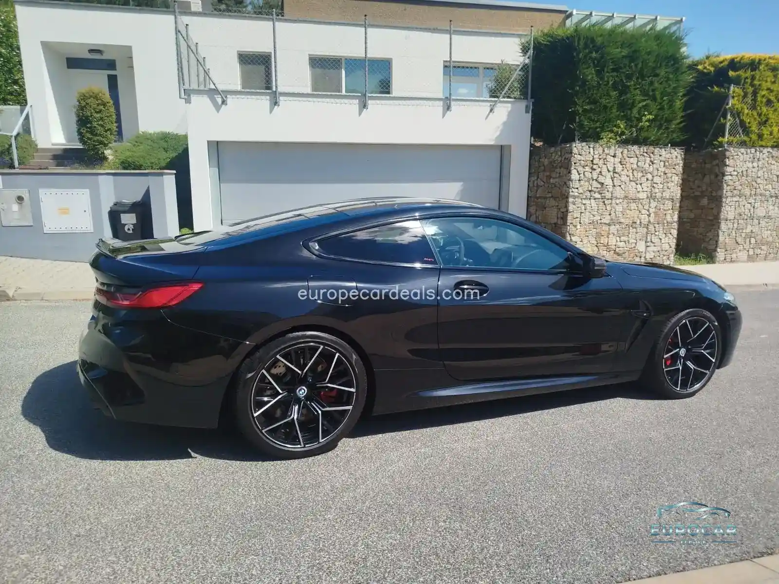 BMW M8