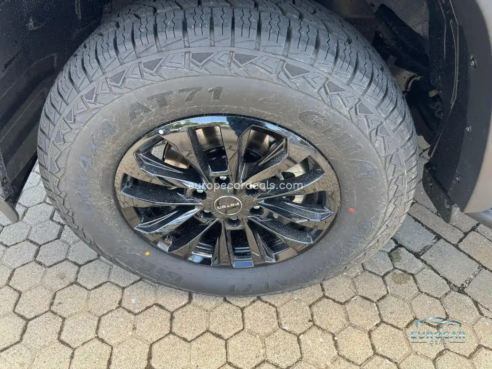 Foton 4