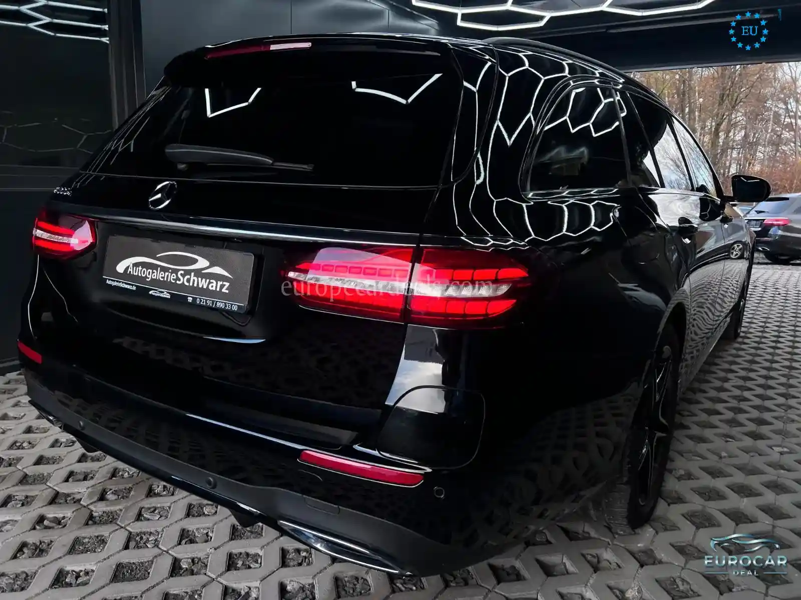 Mercedes-Benz E 300