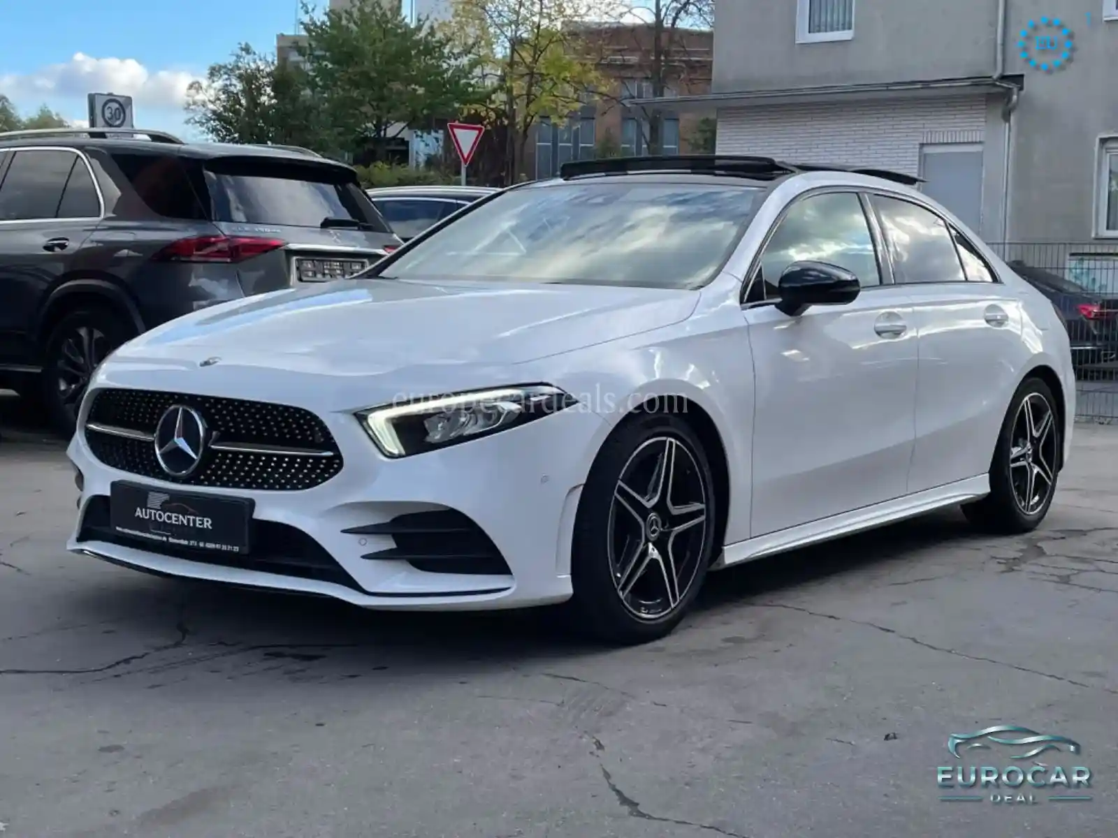 Mercedes-Benz A 200