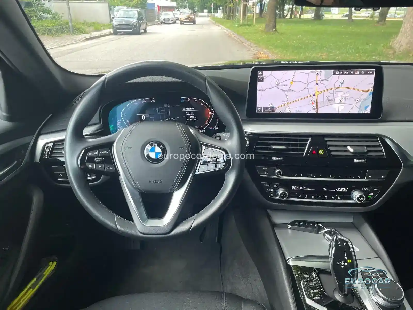 BMW 520