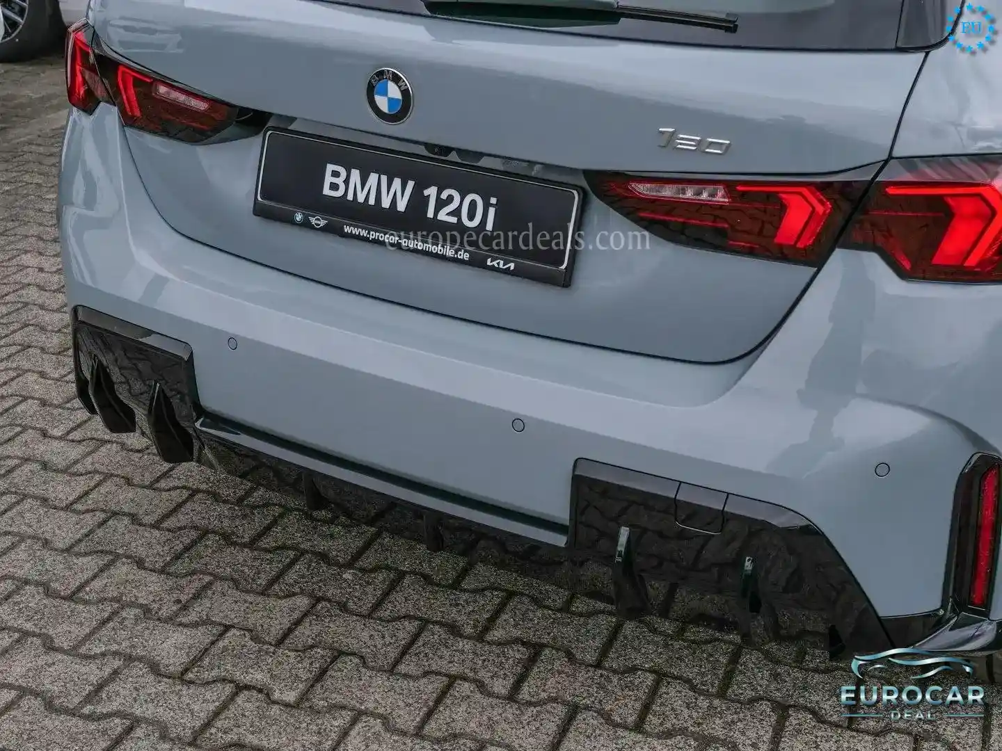 BMW 120