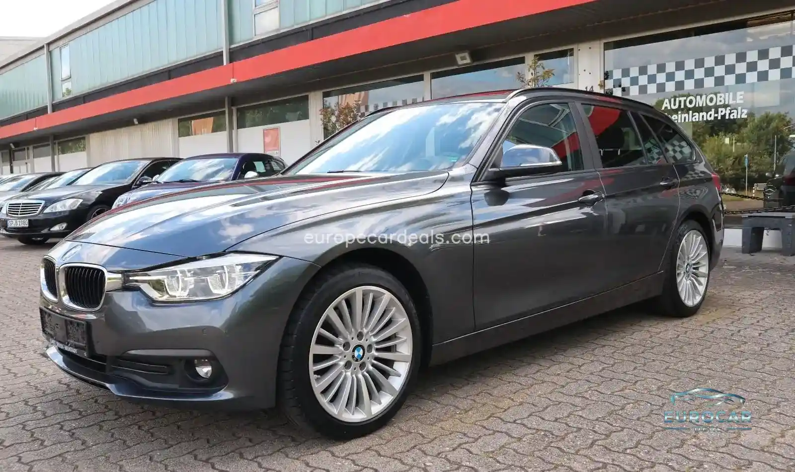 BMW 320