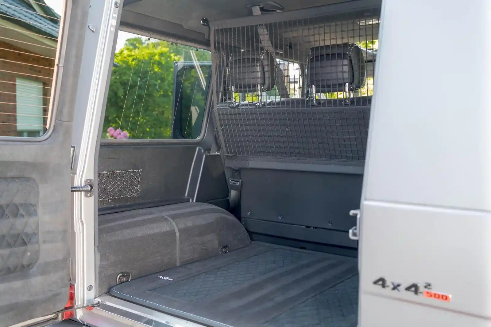 Mercedes-Benz G 500